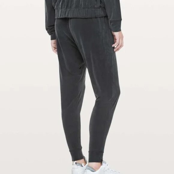 Lululemon Lab NEW NWT Black Schema Joggers - Picture 3 of 9